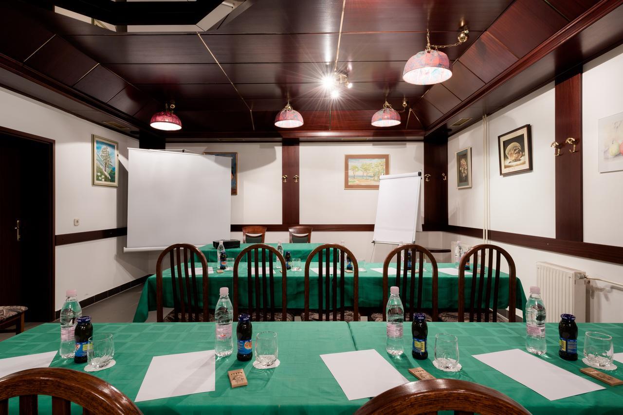 Hotel Florjanckov Hram Λιουμπλιάνα Εξωτερικό φωτογραφία
